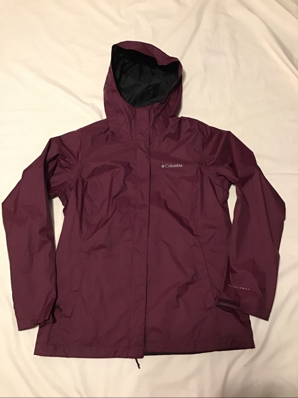 Columbia Arcadia II Hooded Rain Jacket with Omni-Tech in Marionberry
